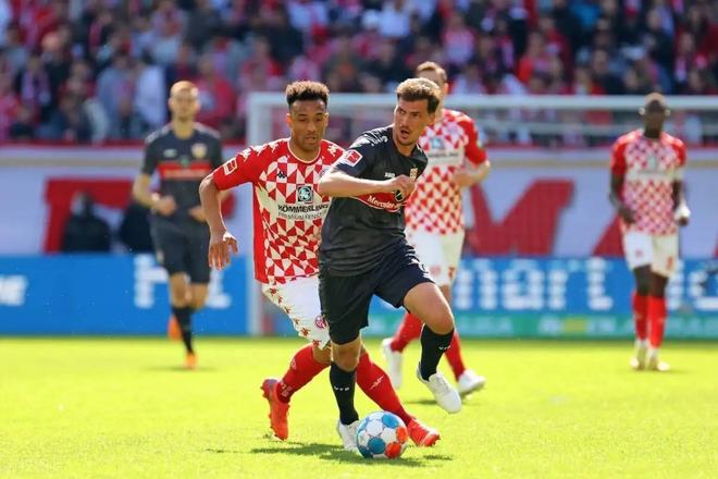 尤其是在第 尤其是在第