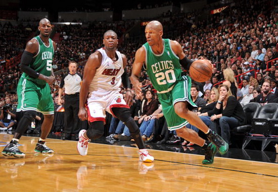 将优势扩大 将优势扩大