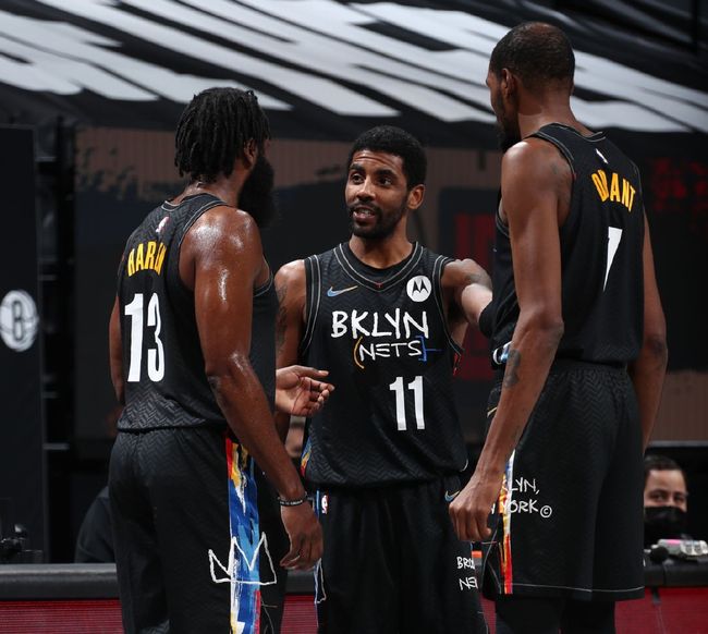 赛中一路闯 赛中一路闯