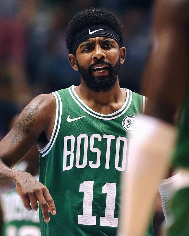 中场上抢 中场上抢